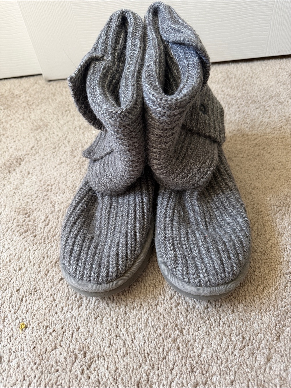 Ladies UGG Gray Knit Boots - Cozy Slip-On Comfort